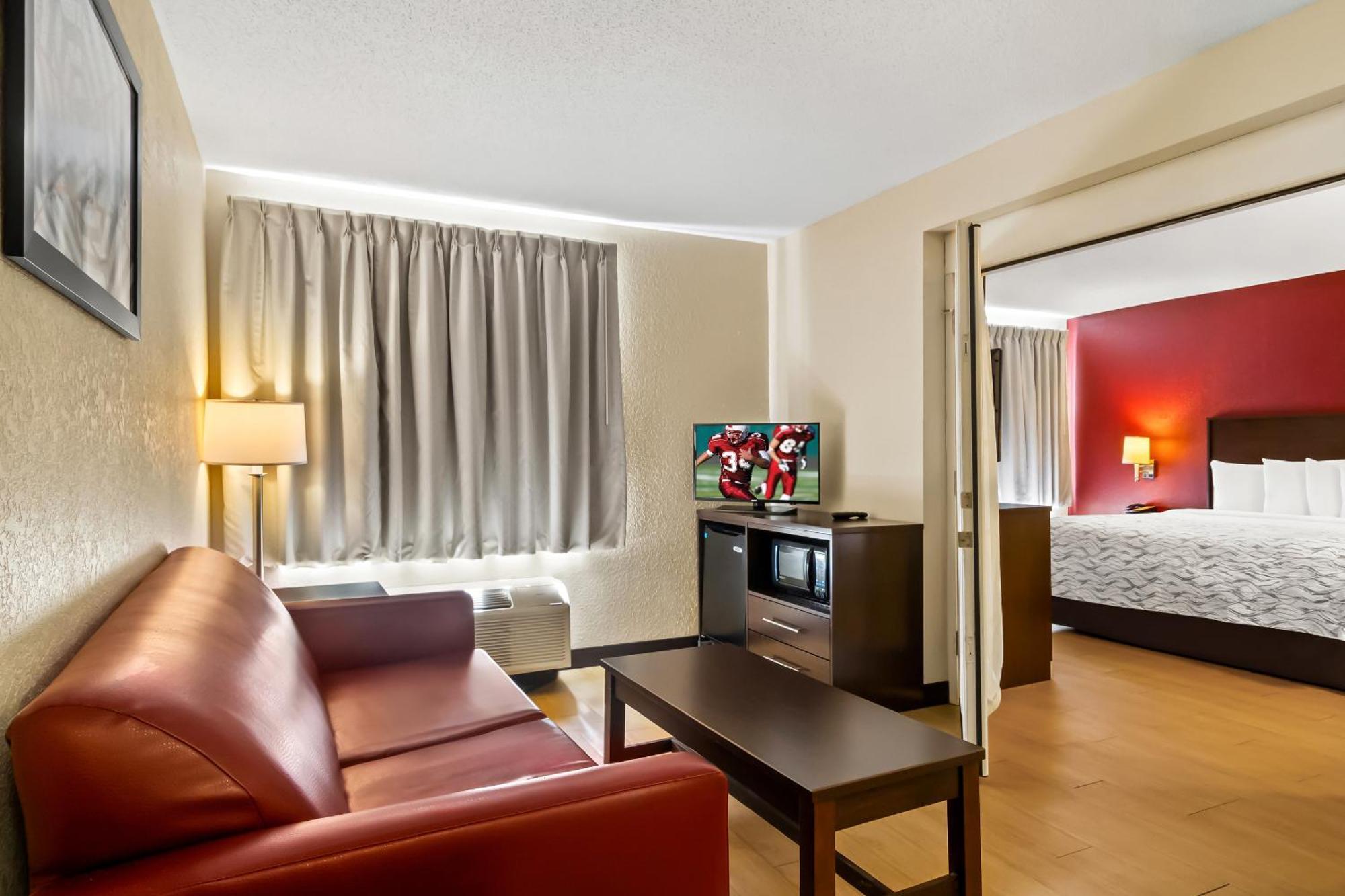 Red Roof Inn Plus+ Jacksonville - Southpoint Exterior foto