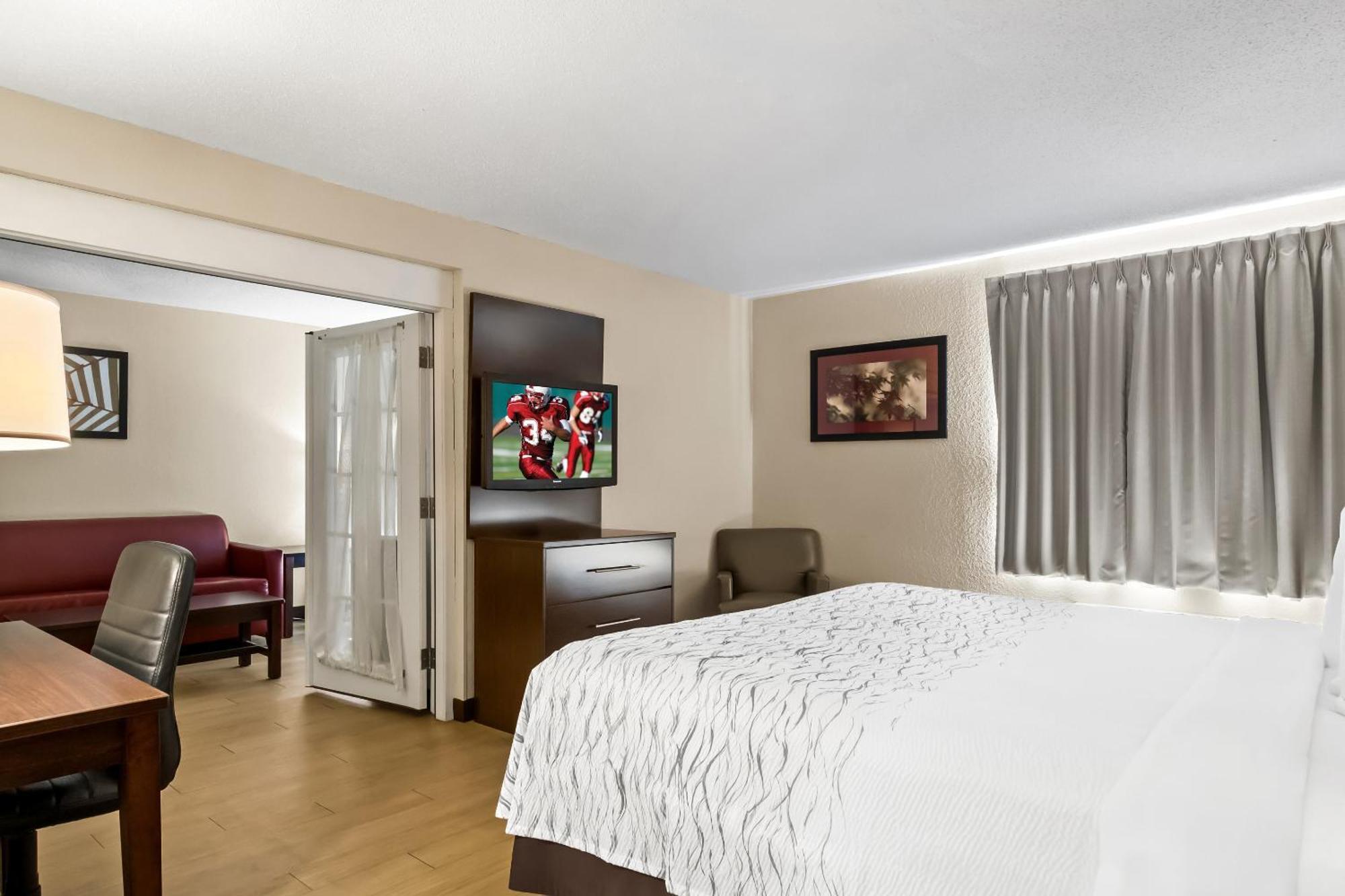 Red Roof Inn Plus+ Jacksonville - Southpoint Exterior foto