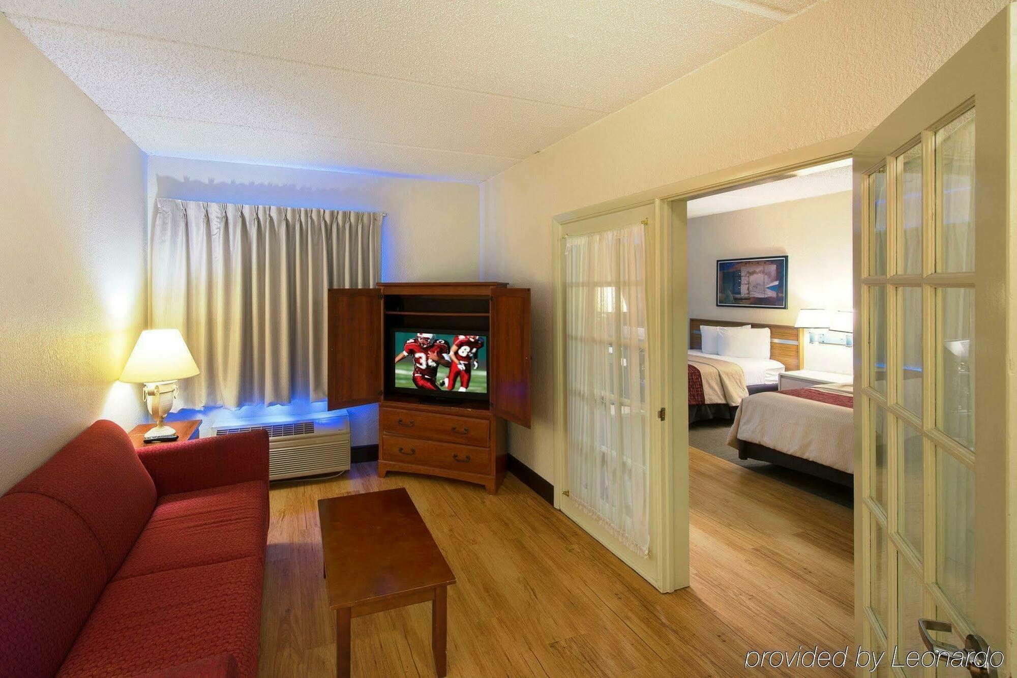 Red Roof Inn Plus+ Jacksonville - Southpoint Exterior foto
